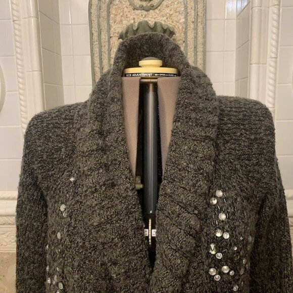 Needleworks. Size 26W-28W. Embellished Beaded Flluffy Open Front Sweater. DBR - Picture 3 of 7